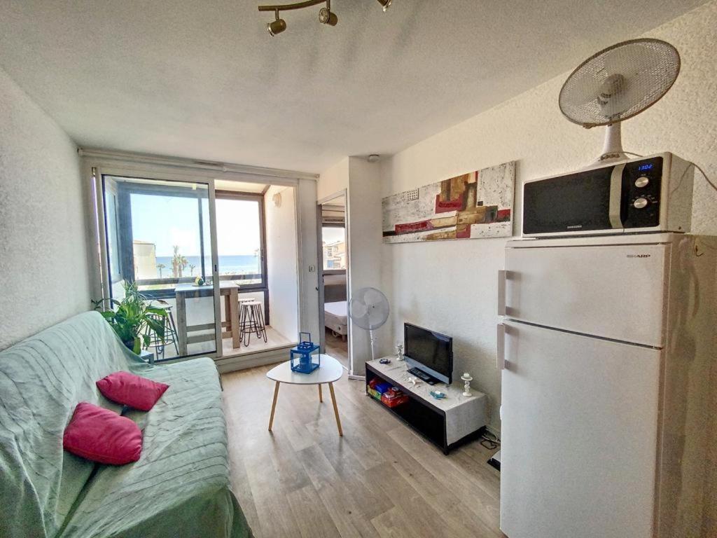Appartement Le Barcares Avec Vue Sur Mer De Type T2 Location Arrivee A Partir De 15H Depart Maximum A 11H Location Du Samedi Au Samedi Juillet Et Aout Exteriör bild