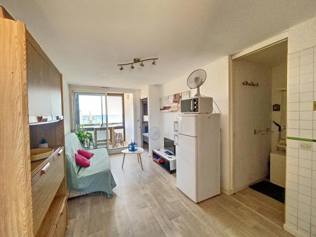 Appartement Le Barcares Avec Vue Sur Mer De Type T2 Location Arrivee A Partir De 15H Depart Maximum A 11H Location Du Samedi Au Samedi Juillet Et Aout Exteriör bild